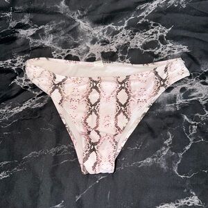 Chic Snake Print Bikini Bottom, size M
